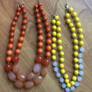 Set of 2 beaded necklaces